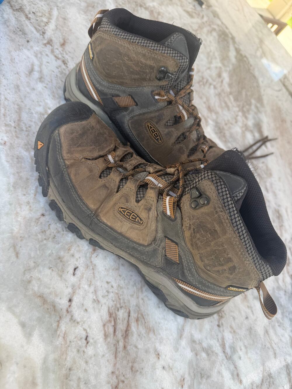 KEEN Waterproof Leather Hiking Boots Brown Size 8.5 Women's 10 Outdoor Trail